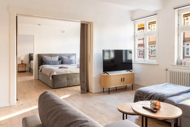 Wohnzimmer, Bild 2 von 8