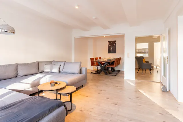 Wohnzimmer, Bild 4 von 8
